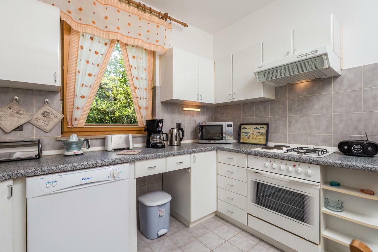 Apartmani Hrvatin Опатія Екстер'єр фото