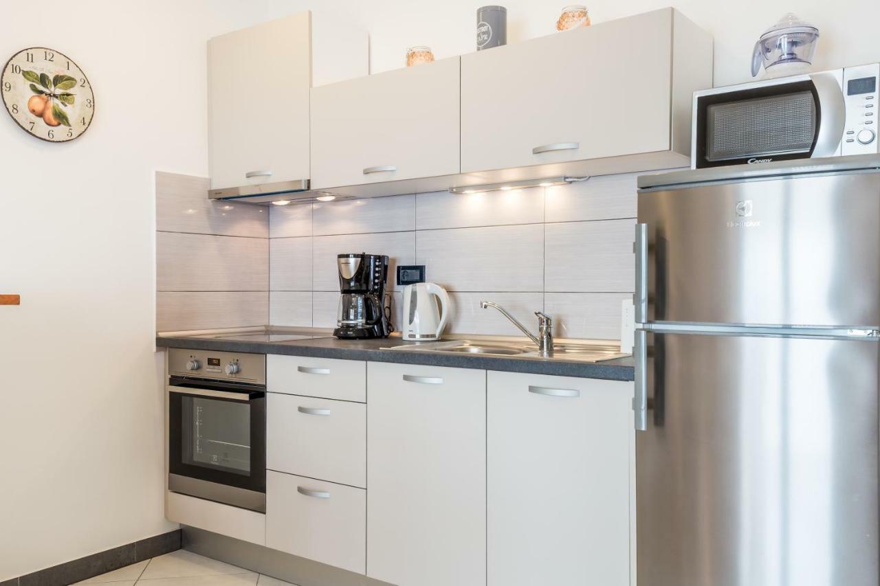 Apartmani Hrvatin Опатія Екстер'єр фото