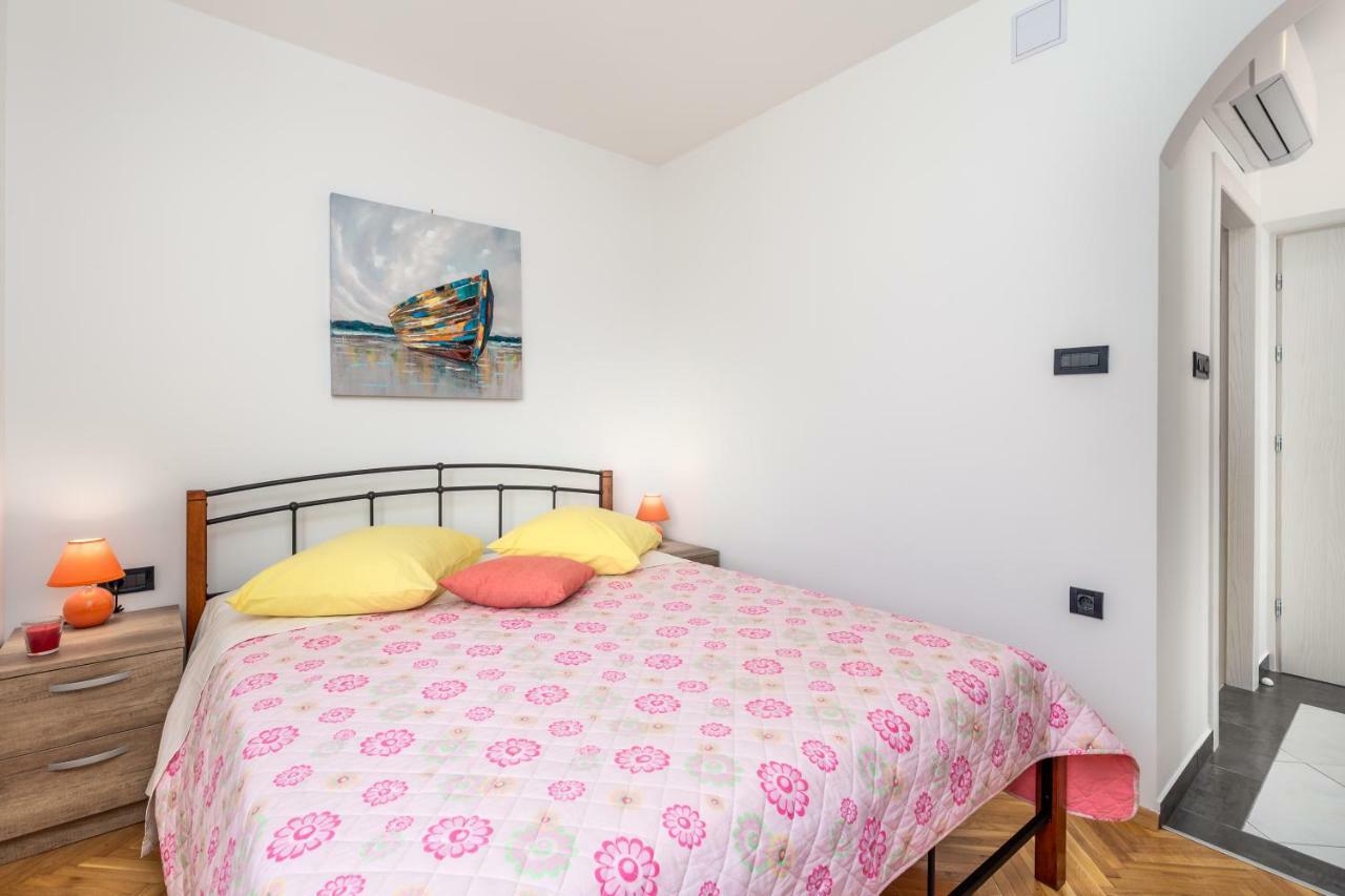 Apartmani Hrvatin Опатія Екстер'єр фото