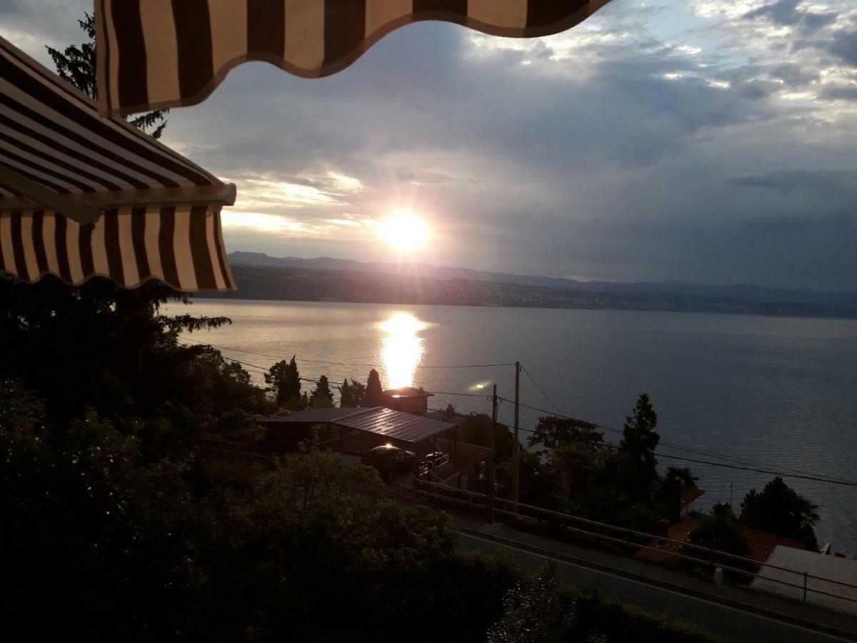 Apartmani Hrvatin Опатія Екстер'єр фото